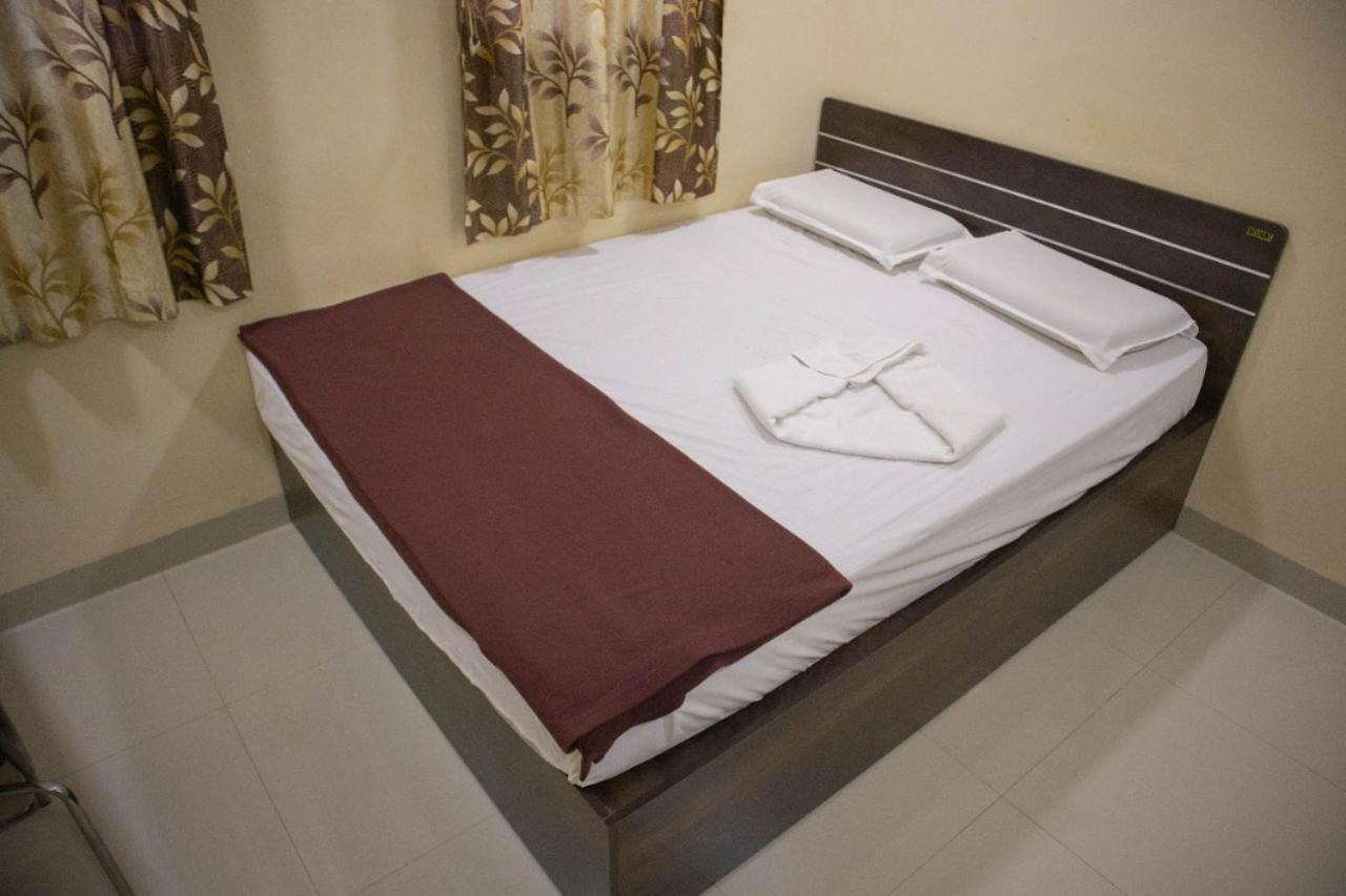 Shri Vasant Lodge Hubli Exterior photo